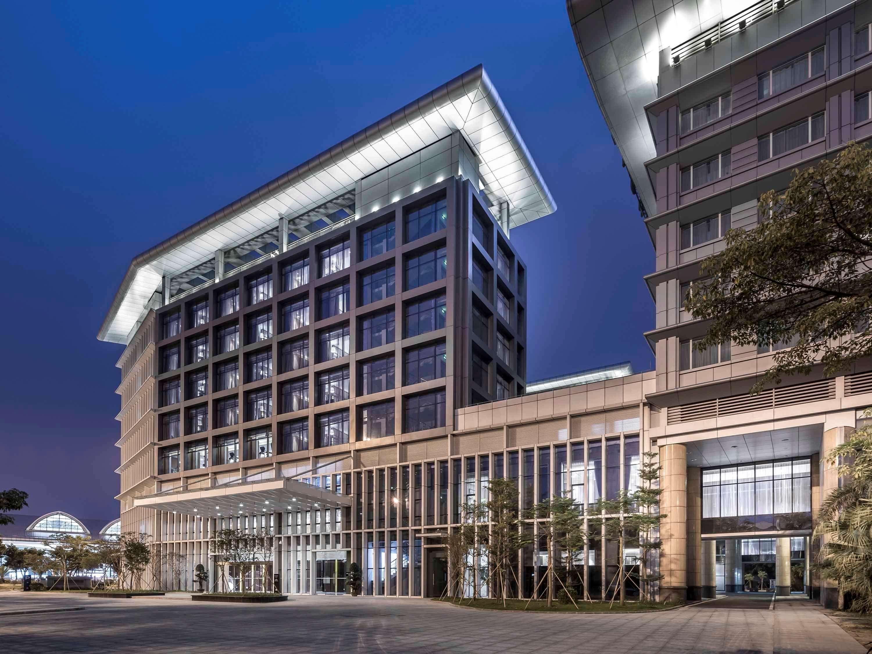 Pullman Guangzhou Baiyun Airport - Free Shuttle Bus & Official Registration Agency During Canton Fair Exterior photo